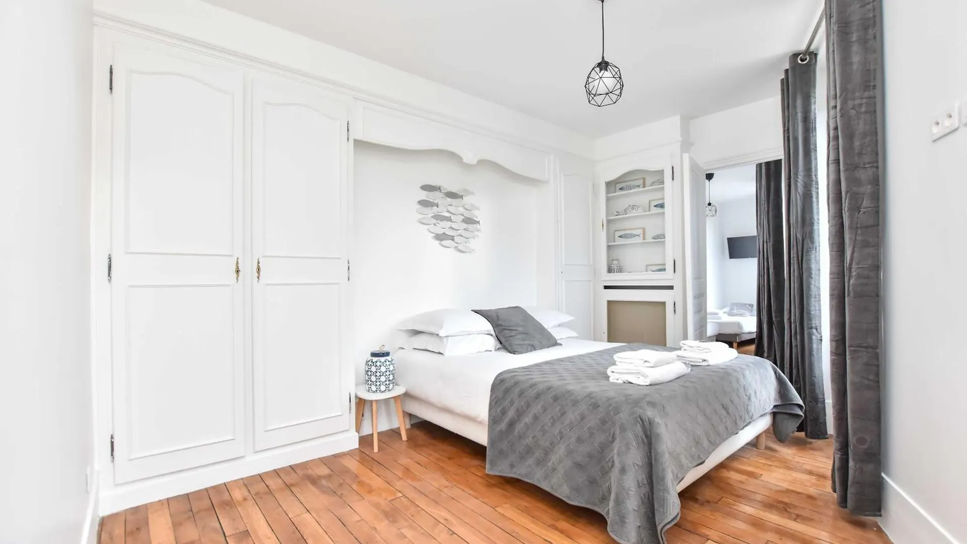 Serene Apartment - 2Br- 6P - Menilmontant Paris France